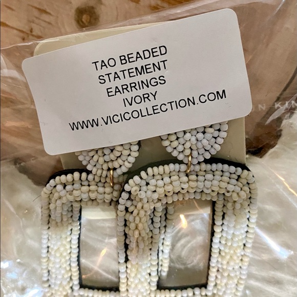 NWT Earrings  3” Tao Beaded Statement /White - Picture 10 of 10